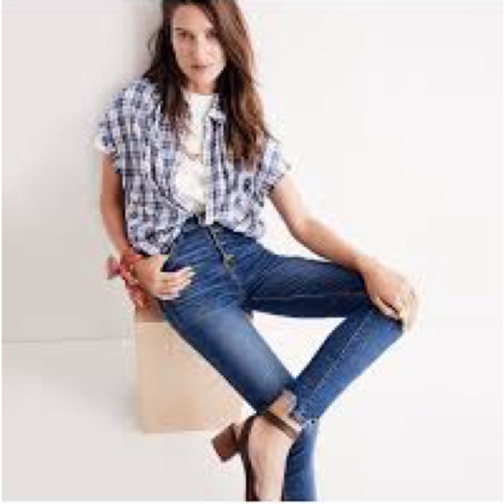 Madewell high riser skinny distressed chewed hem jean size 26